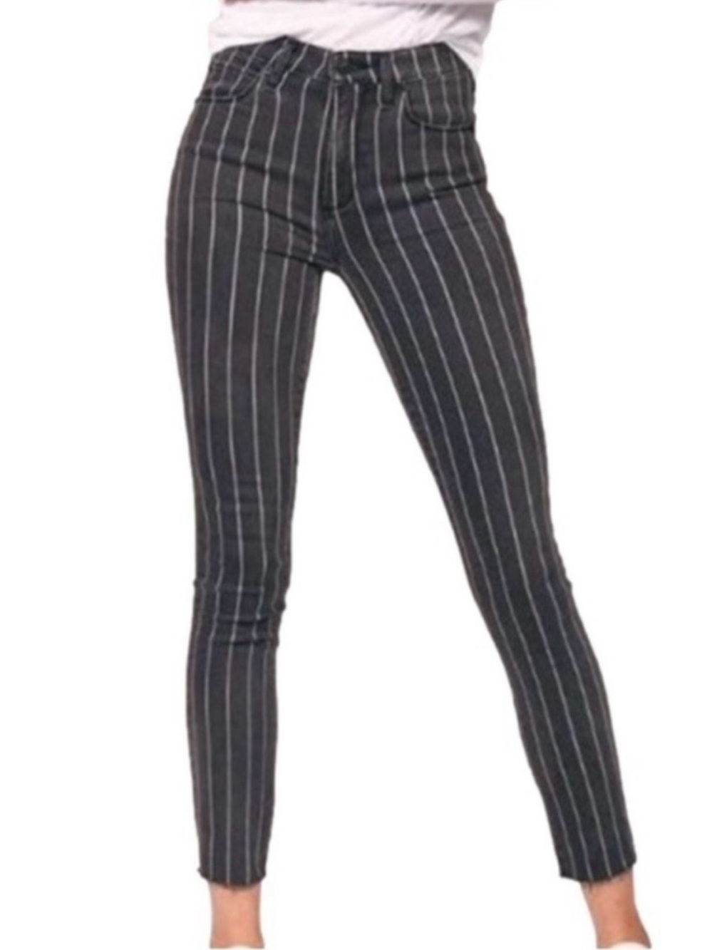 Abercrombie & Fitch Black & White Pinstripe Skinny Jeans - Size 6L
